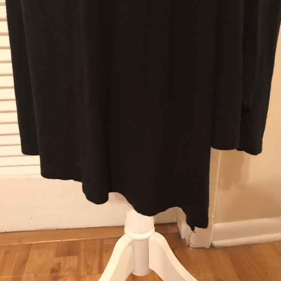 Black dress - Picture 4 of 4